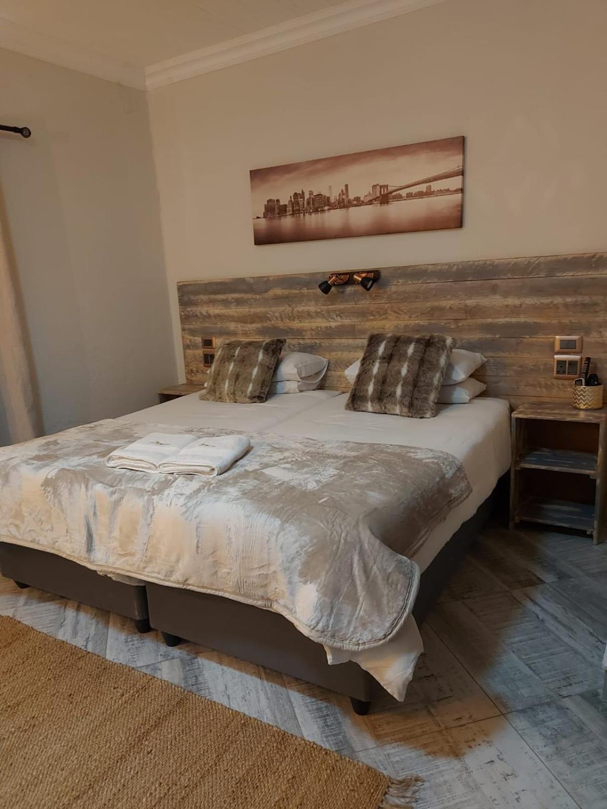Villa Mariss Guesthouse Kraaifontein Extérieur photo