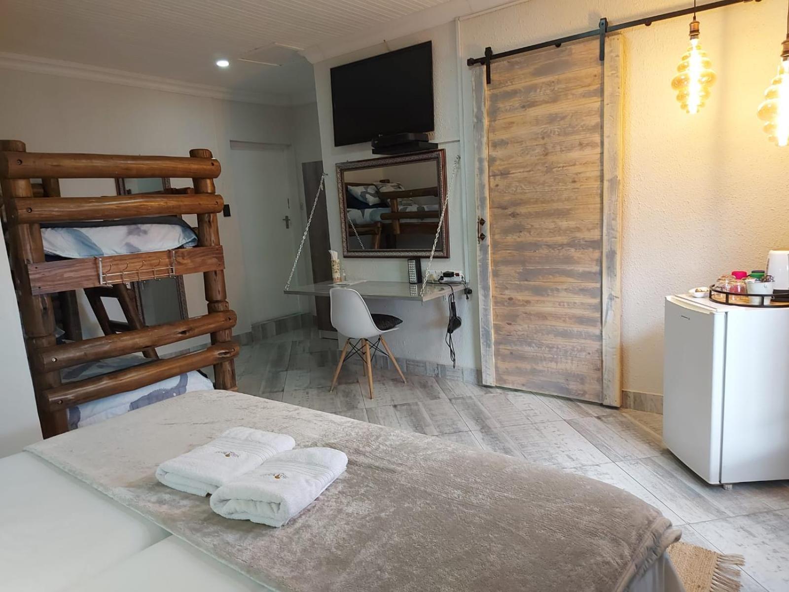 Villa Mariss Guesthouse Kraaifontein Extérieur photo