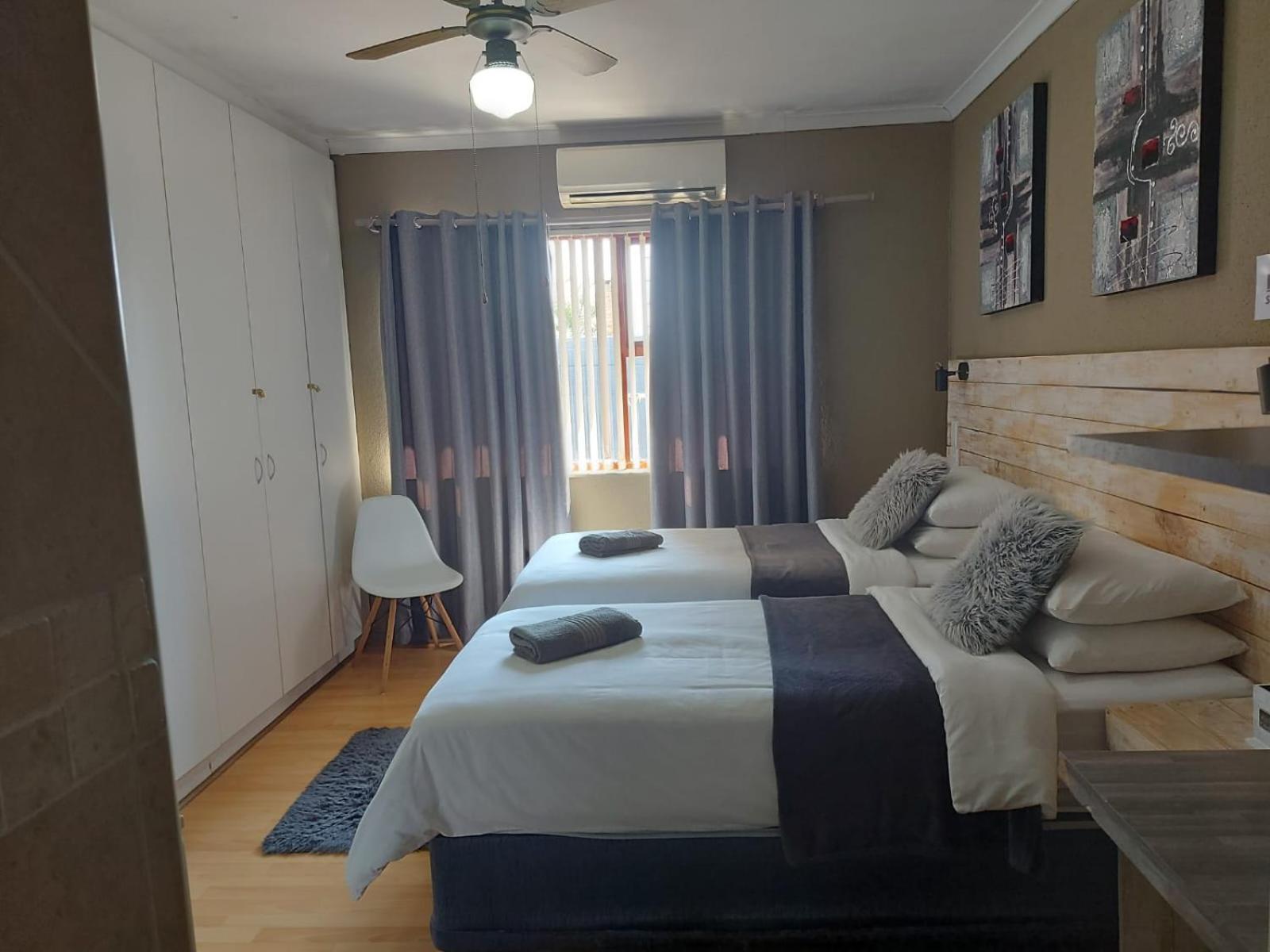 Villa Mariss Guesthouse Kraaifontein Extérieur photo