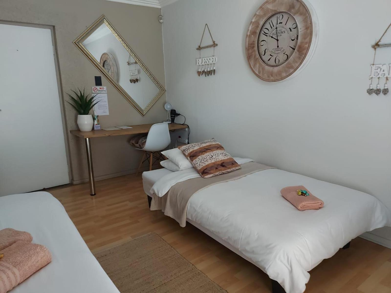 Villa Mariss Guesthouse Kraaifontein Extérieur photo