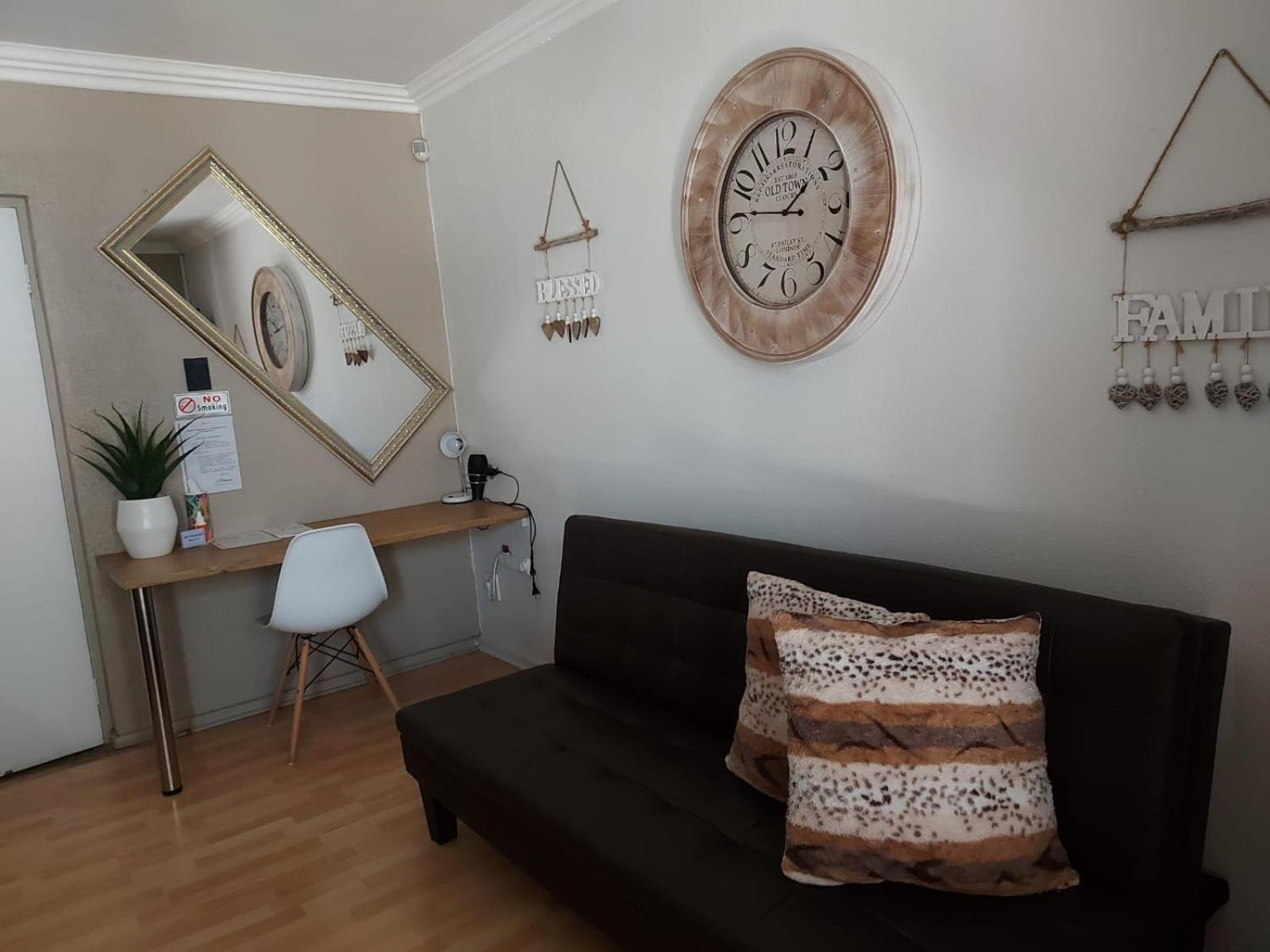 Villa Mariss Guesthouse Kraaifontein Extérieur photo